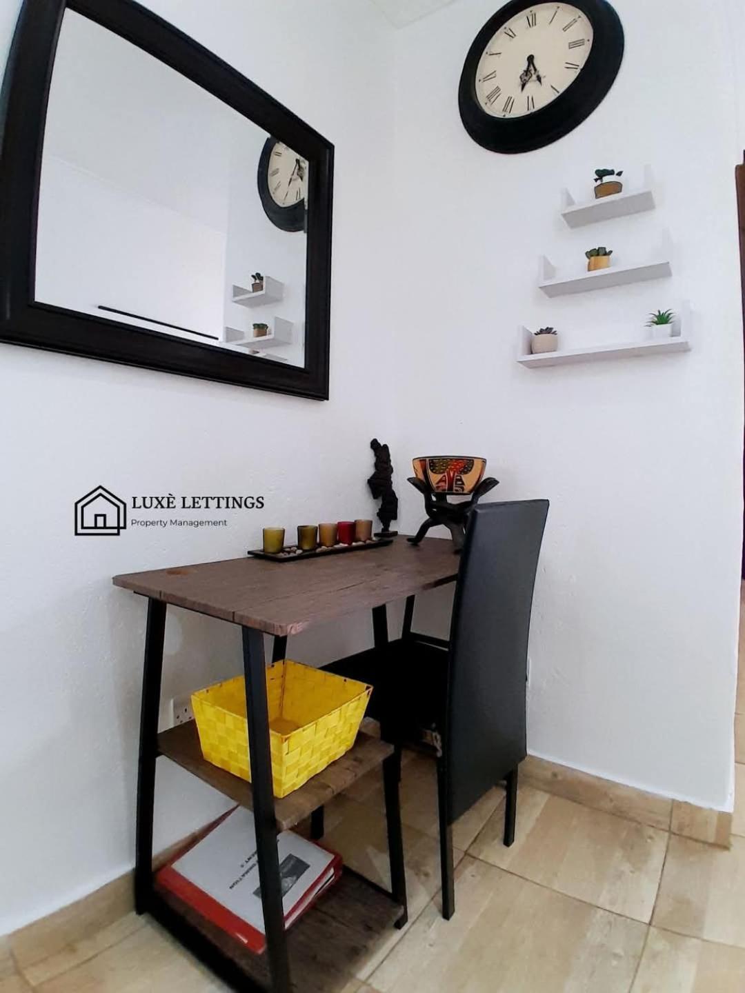 Crystal Apartments Лилонгве Екстериор снимка