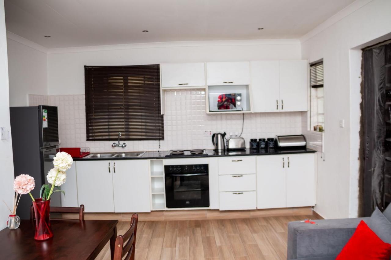 Crystal Apartments Лилонгве Екстериор снимка