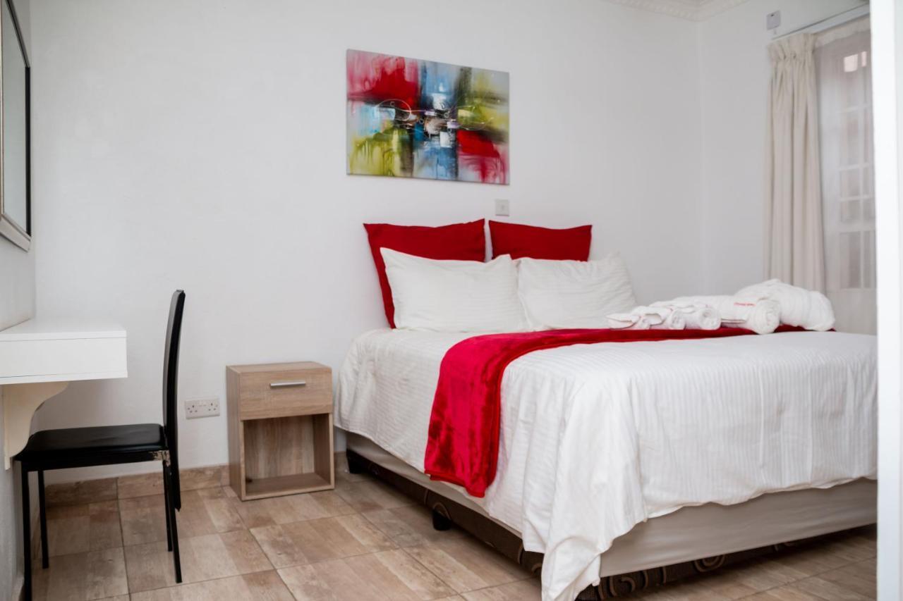 Crystal Apartments Лилонгве Екстериор снимка